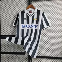 95-97 Juventus Home Retro Jersey - view 11