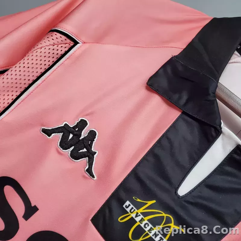 97-98 Juventus Third Away Retro Jersey - detail