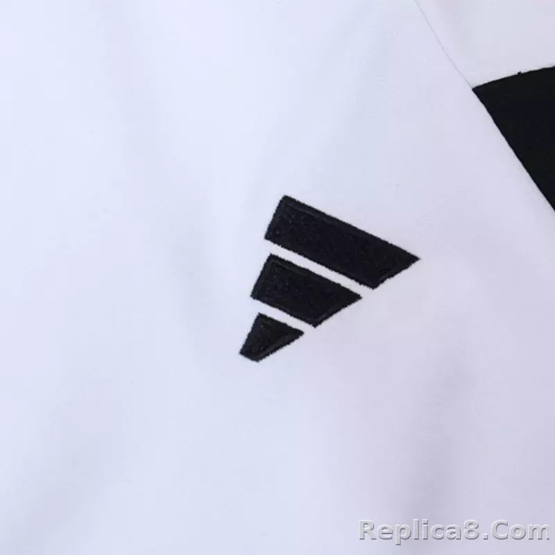 Juventus Zipper Sweatshirt Kit(Top+Pants) White 2023/24 - detail
