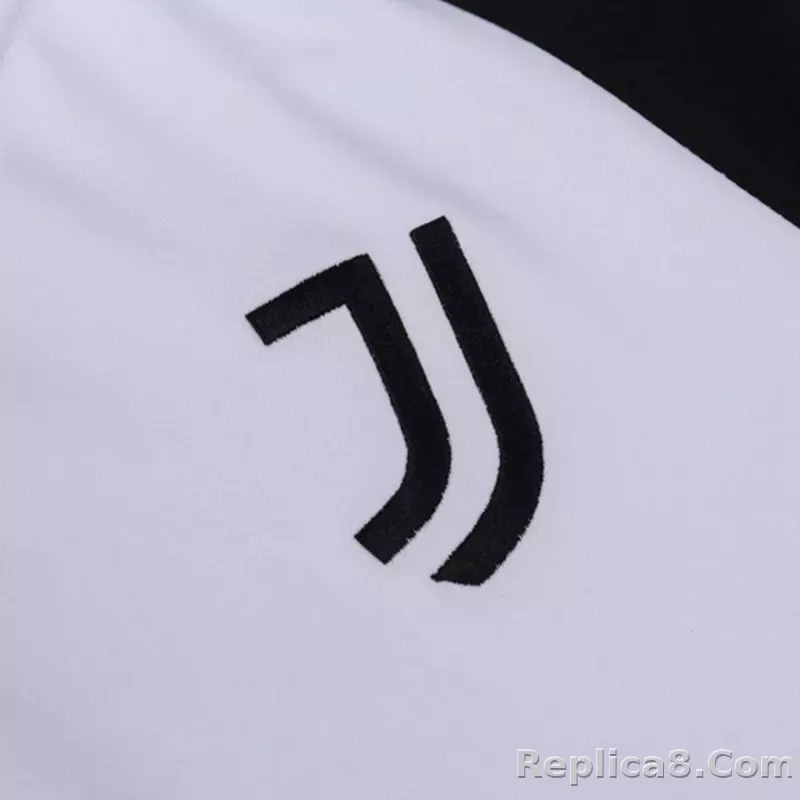 Juventus Zipper Sweatshirt Kit(Top+Pants) White 2023/24 - detail