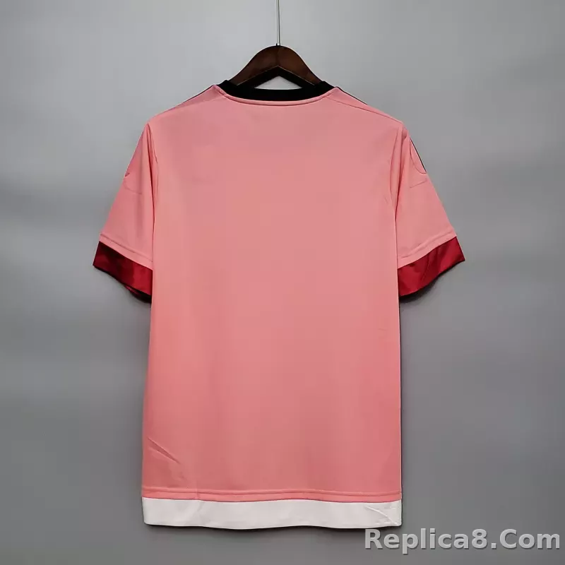 15-16 Juventus Retro Jersey Away - detail