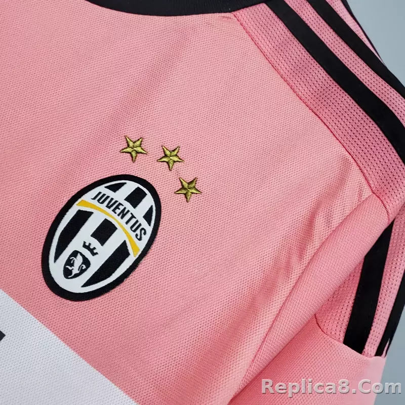 15-16 Juventus Retro Jersey Away - detail