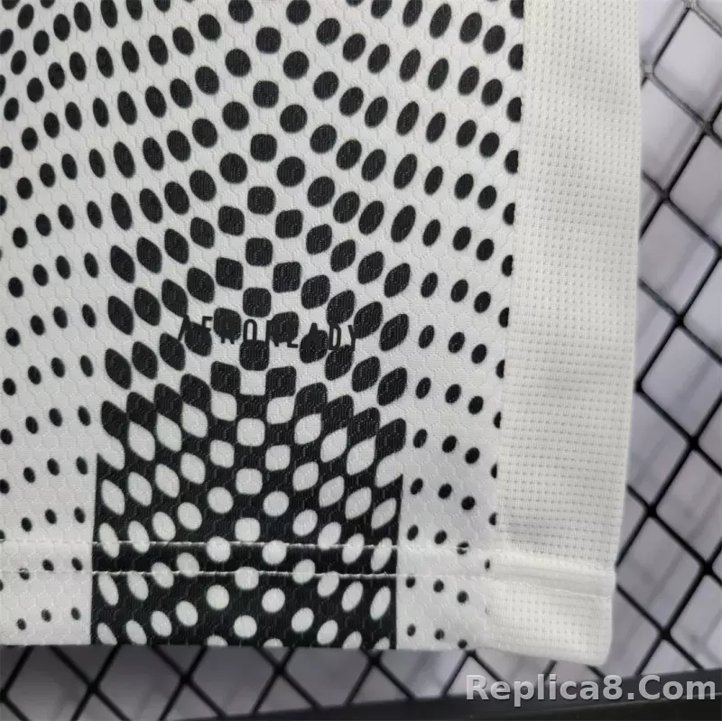19-20 Juventus X Palace Home Soccer Jerseys Shirt - detail