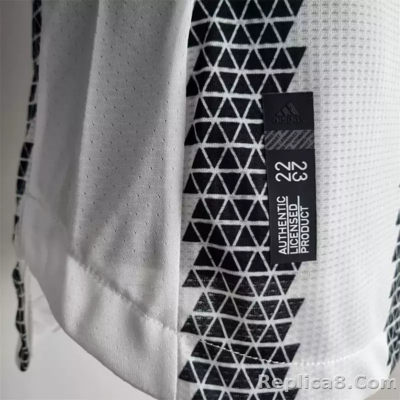 22-23 Juventus Home Jersey Player Version - detail