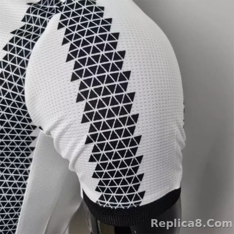 22-23 Juventus Home Jersey Player Version - detail