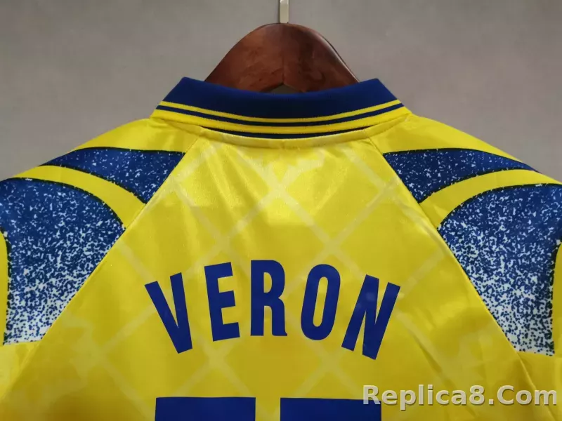 95-97 Parma Calcio Soccer Retro Jersey - detail