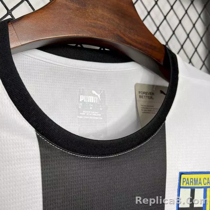 24-25 Parma Calcio Home Soccer Jersey - detail