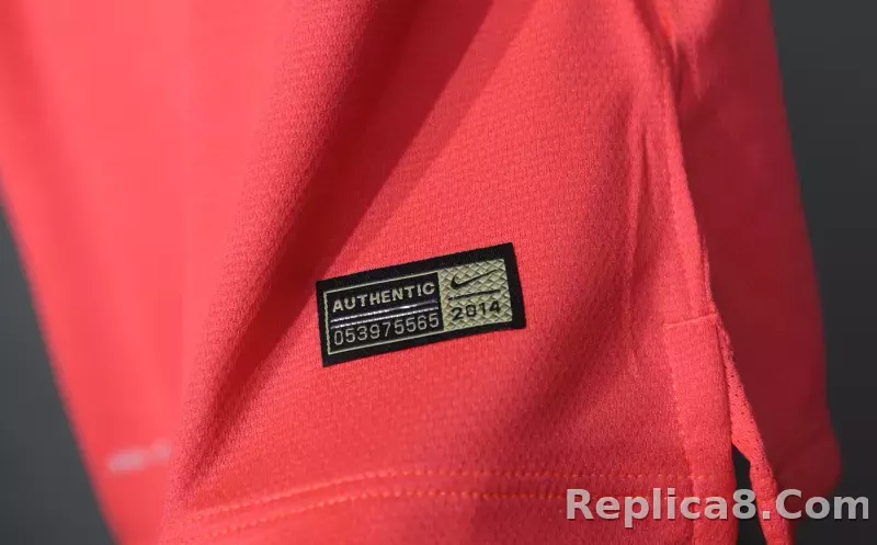 14-15 Barcelona Away Retro Jersey Player Version Pink - detail