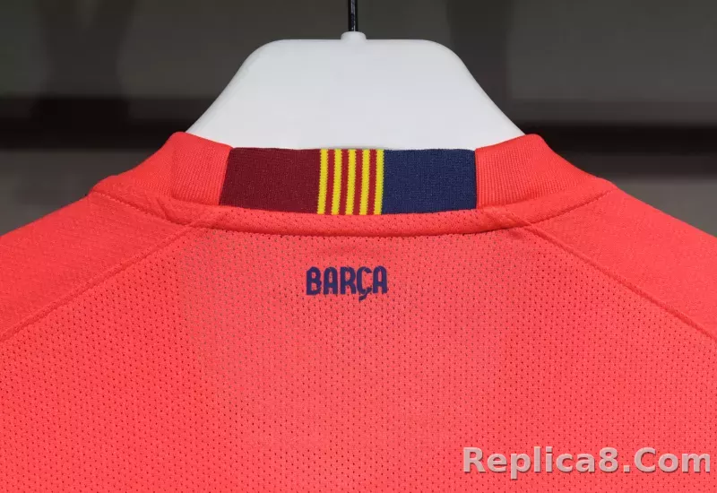 14-15 Barcelona Away Retro Jersey Player Version Pink - detail