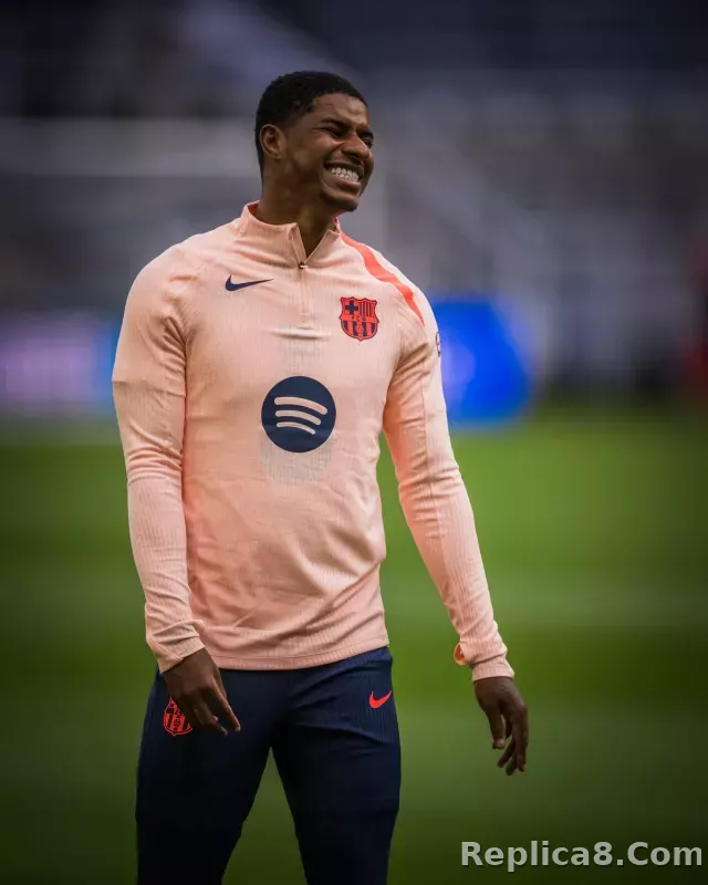 25-26 Barcelona  Training sweatshirt Player's Edition - detail