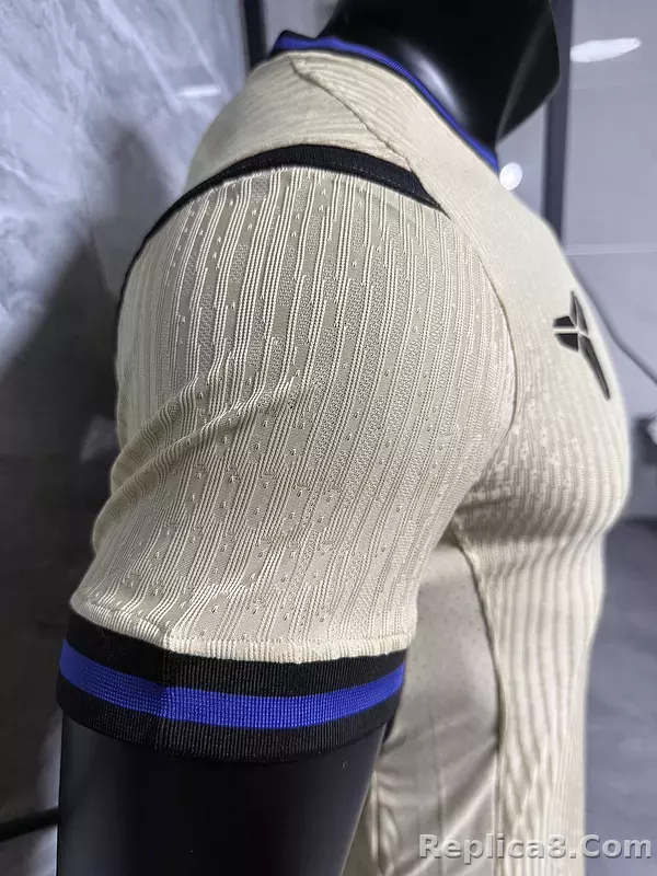 25-26 Barcelona Away Player Version Soccer Jersey Correct Logo - detail