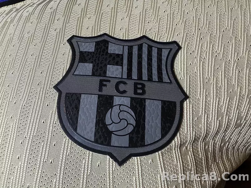 25-26 Barcelona Away Player Version Soccer Jersey Correct Logo - detail
