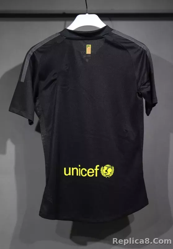 11-12 Barcelona Away Retro Jersey Player Edition - detail