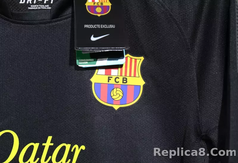 11-12 Barcelona Away Retro Jersey Player Edition - detail