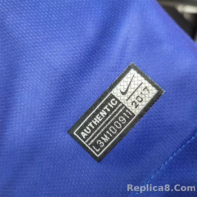 17-18 Barcelona Home Retro Football Jersey - detail