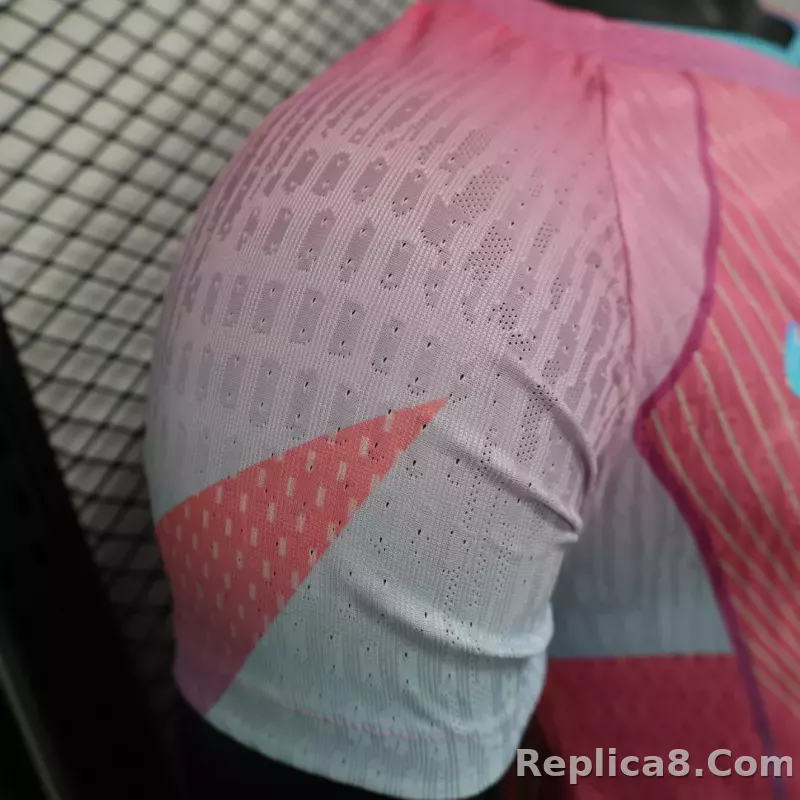 25-26 Barcelona Pink Special Edition Player Version Soccer Jersey - detail