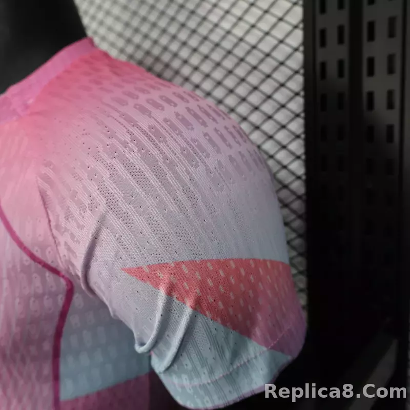 25-26 Barcelona Pink Special Edition Player Version Soccer Jersey - detail