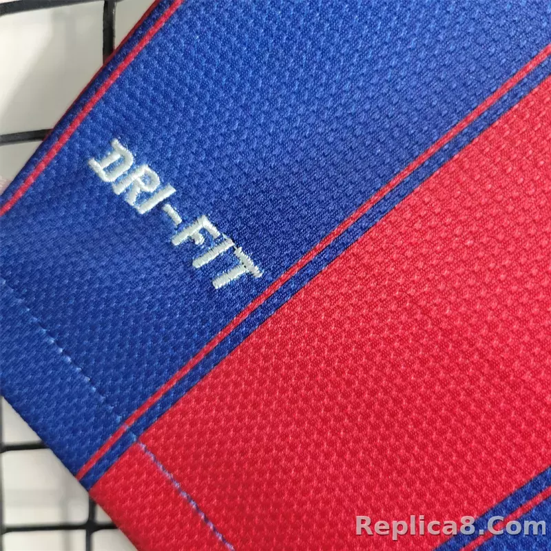 09-10 Barcelona Home Retro Jersey - detail