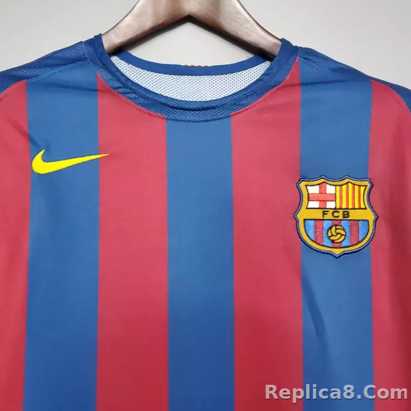 05-06 Barcelona Home Retro Jersey - detail
