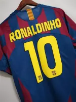 05-06 Barcelona Home Retro Jersey - view 15