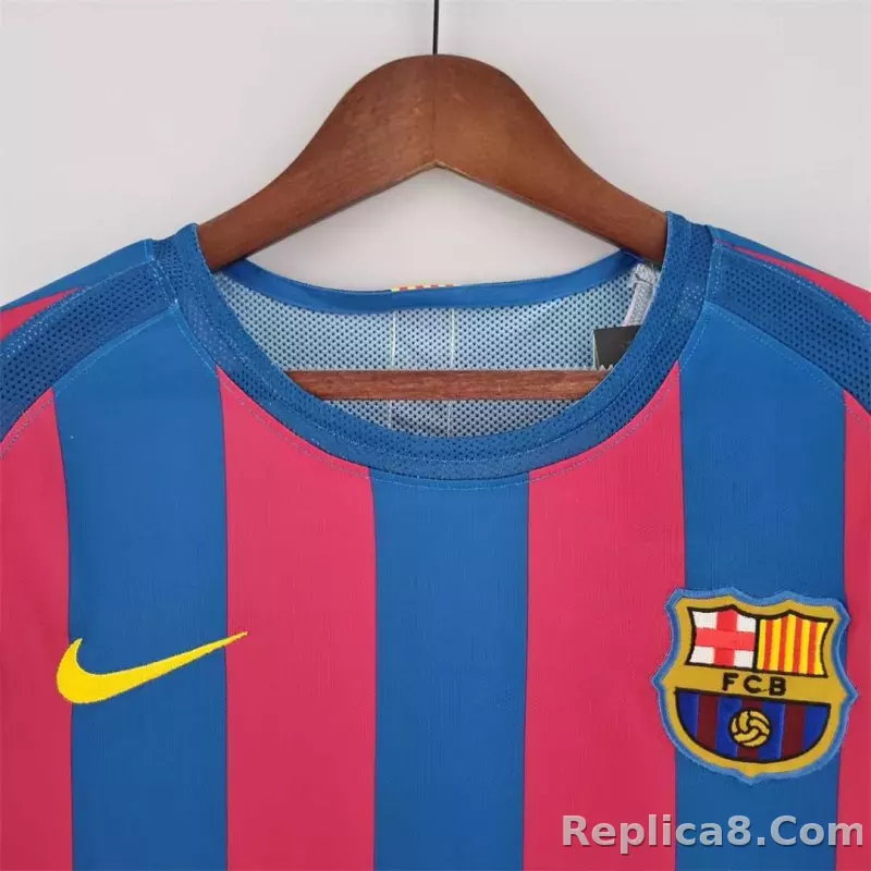 05-06 Barcelona Home Retro Jersey Long Sleeve - detail