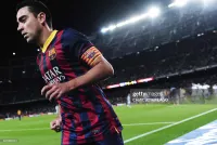 13-14 Barcelona Home Retro Jersey Player Version - view 17