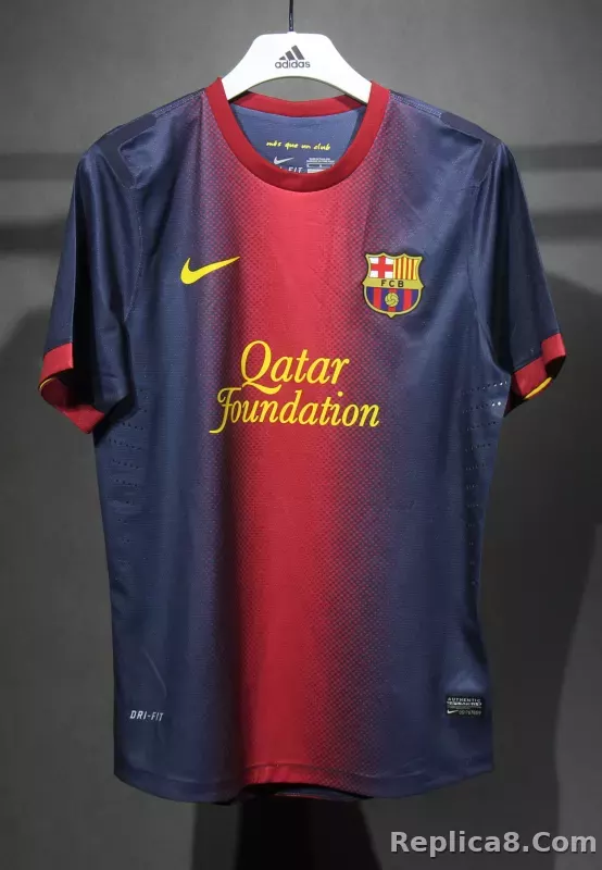 12-13 Barcelona Home Retro Jersey Player Version - detail