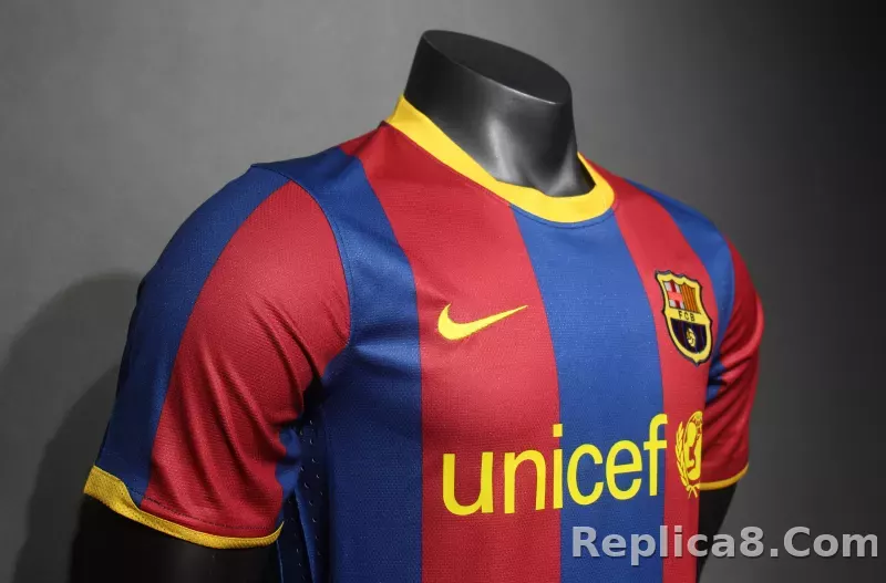 10-11 Barcelona Home Retro Jersey Player Editon - detail