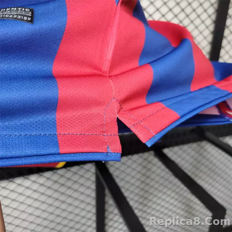 10-11 Barcelona Home Retro Jersey - detail