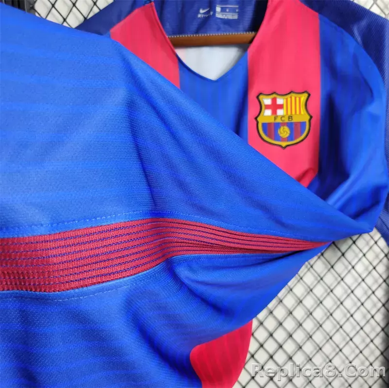 16-17 Barcelona Home Retro Jersey - detail