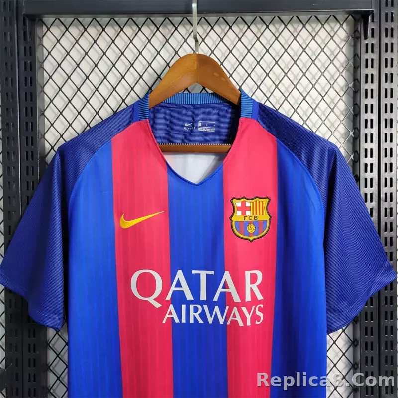 16-17 Barcelona Home Retro Jersey - detail