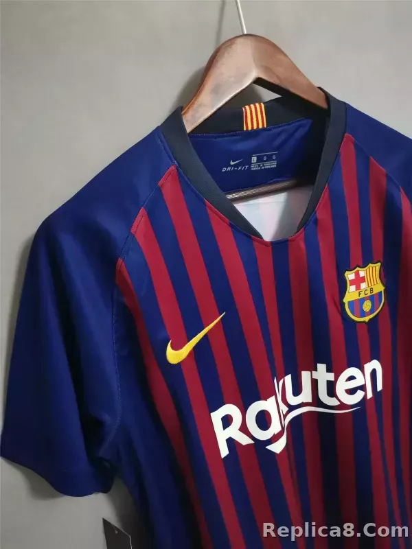 18-19 Barcelona Home Retro Jersey - detail