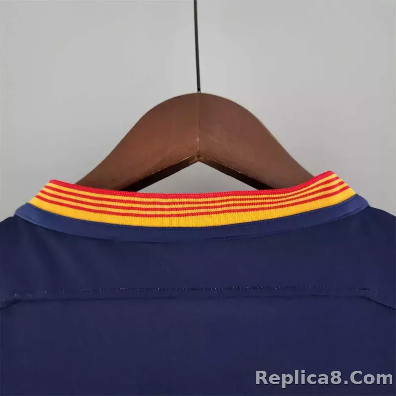 15-16 Barcelona Home Retro Jersey - detail