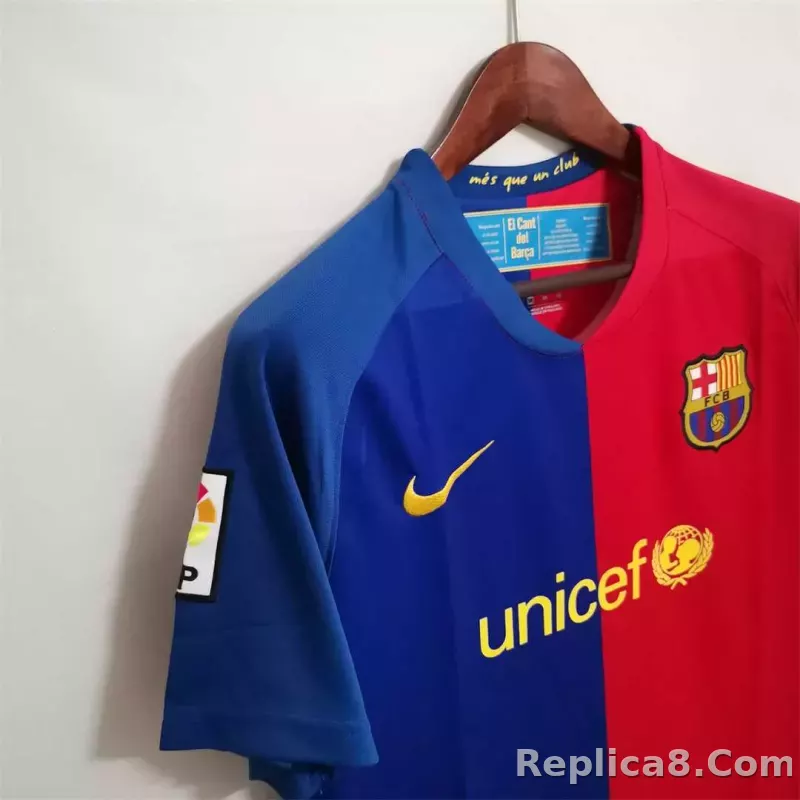 08-09 Barcelona Home Retro Jersey - detail