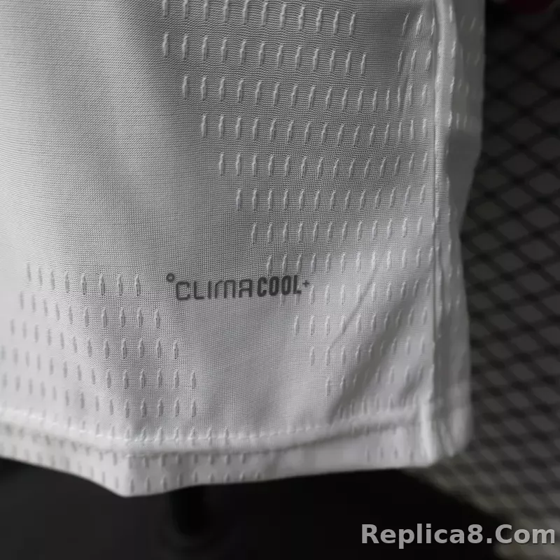 26-27 Real Madrid Special Soccer Jersey Player Version Long Sleeve - detail