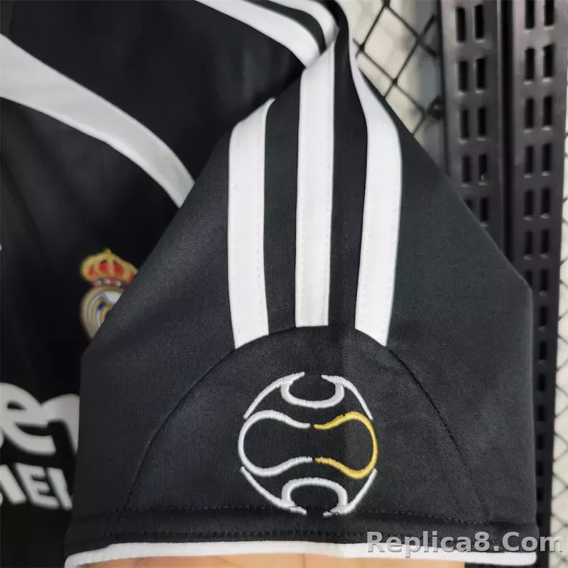 2006-07 Real Madrid Away Retro Soccer Jersey - detail