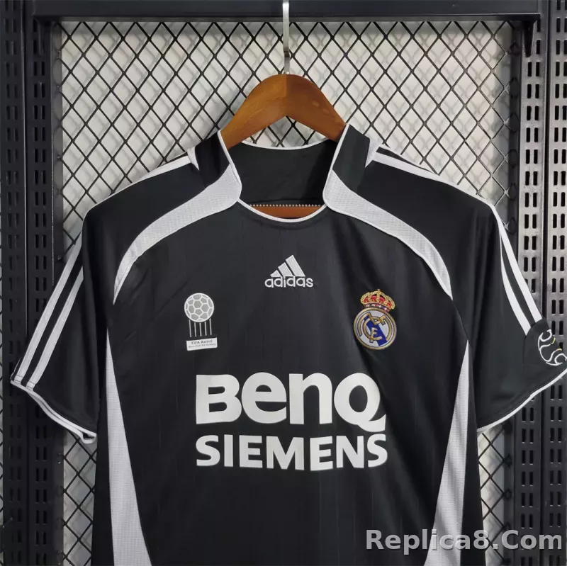 2006-07 Real Madrid Away Retro Soccer Jersey - detail