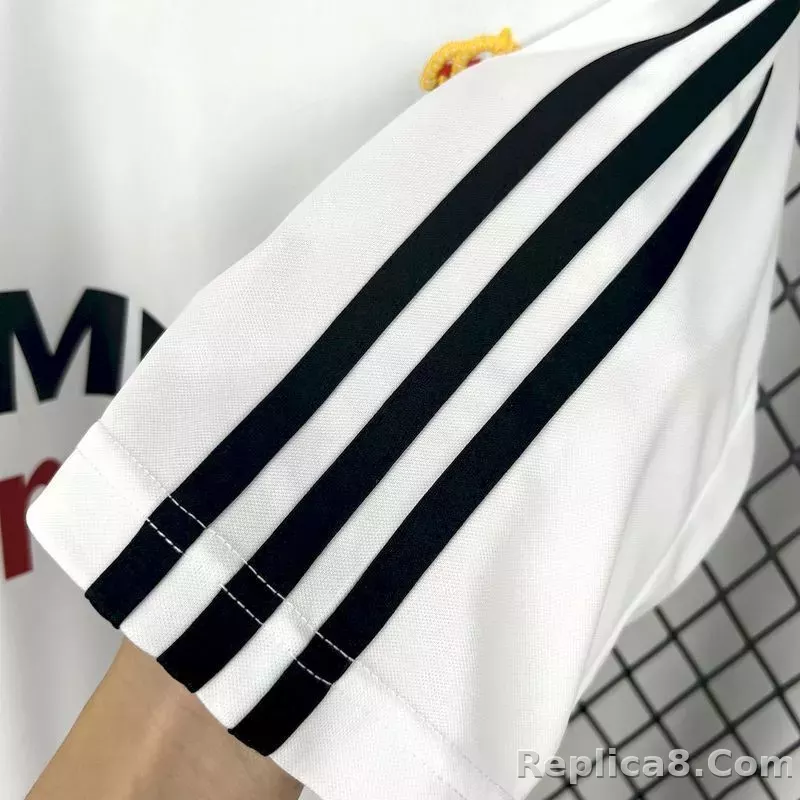 2003-04 Real Madrid Home Retro Soccer Jersey - detail
