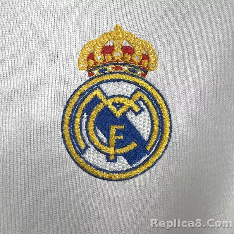 2003-04 Real Madrid Home Retro Soccer Jersey - detail