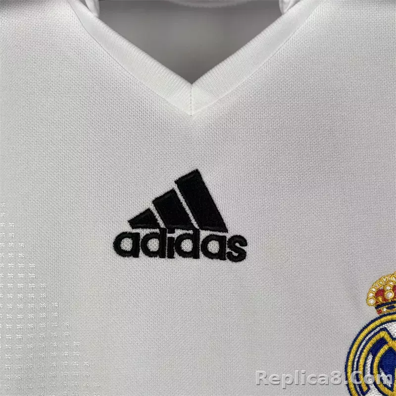 2008-09 Real Madrid Home Retro Jersey - detail