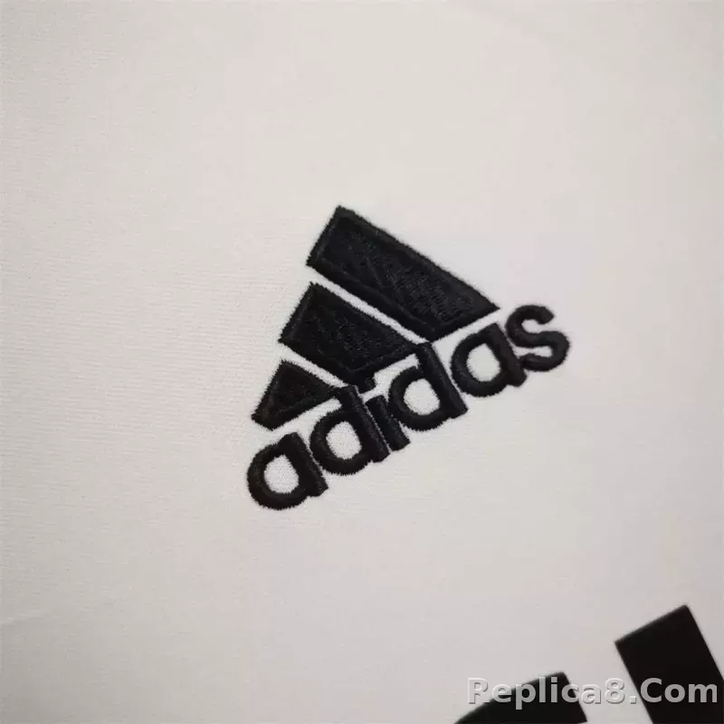 2002-03 Real Madrid Home Retro Jersey - detail