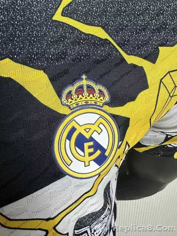 25-26 Real Madrid Marvel Soccer Jersey Special Edition - detail