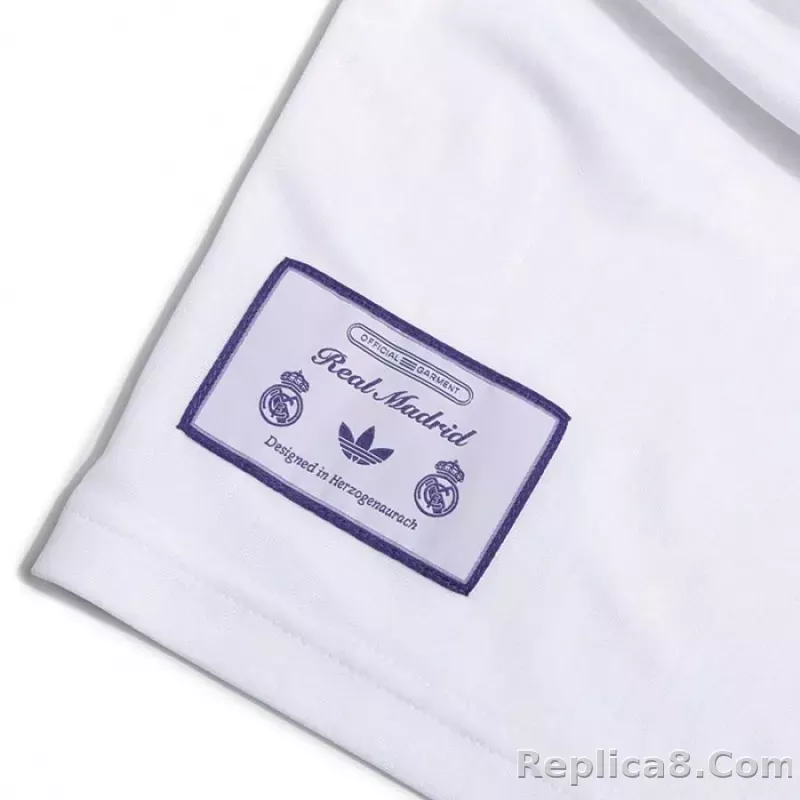 25-26 Real Madrid Short Sleeve T-Shirt With Loose Fit Jersey Football Theme Graphic Design - detail