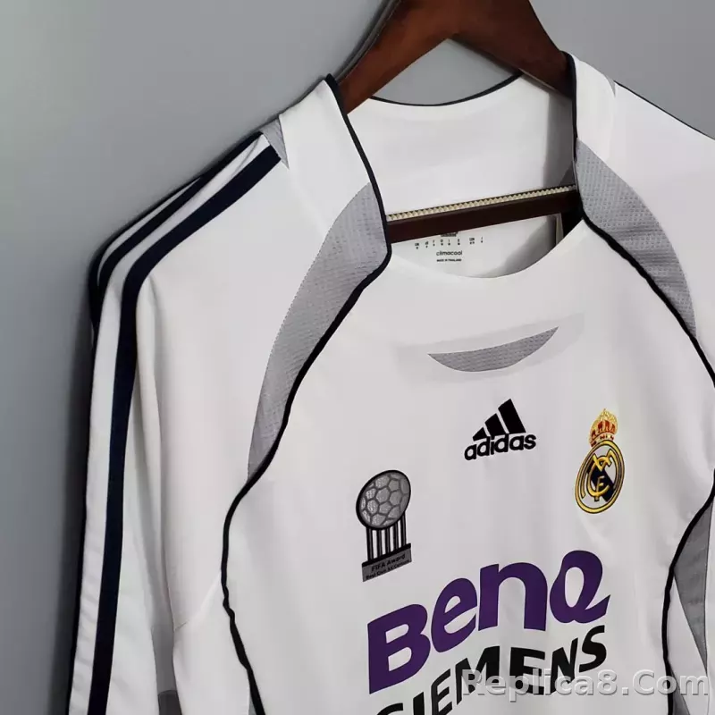 2006/07 Real Madrid Home Retro Jersey Long Sleeve - detail