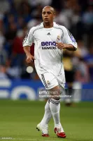 2006/07 Real Madrid Home Retro Jersey Player Edition - view 6