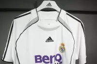 2006/07 Real Madrid Home Retro Jersey Player Edition - view 8