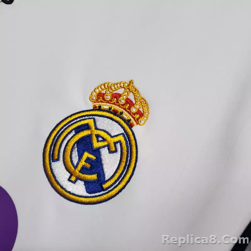 2006/07 Real Madrid Home Retro Jersey - detail