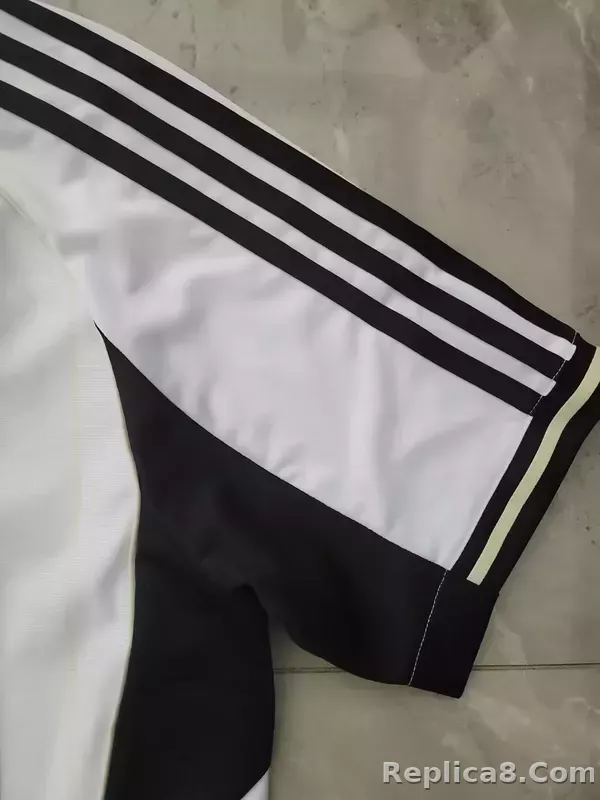25-26 Real Madrid Baseball Soccer Jersey White - detail
