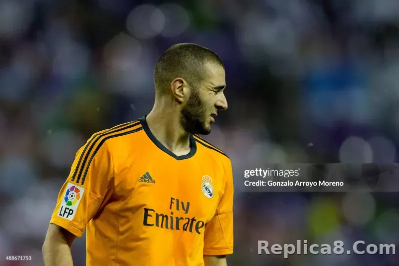 2013/14 Real Madrid Third Away Retro Jersey Player Version - detail