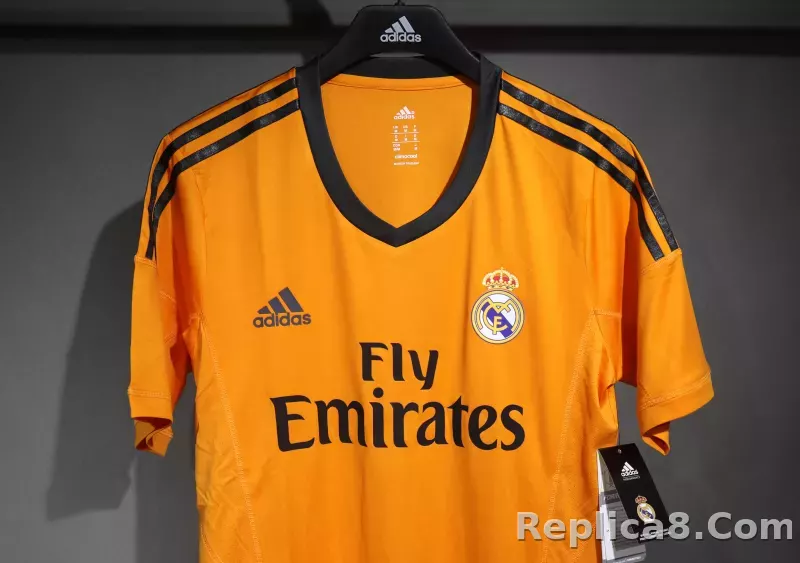 2013/14 Real Madrid Third Away Retro Jersey Player Version - detail